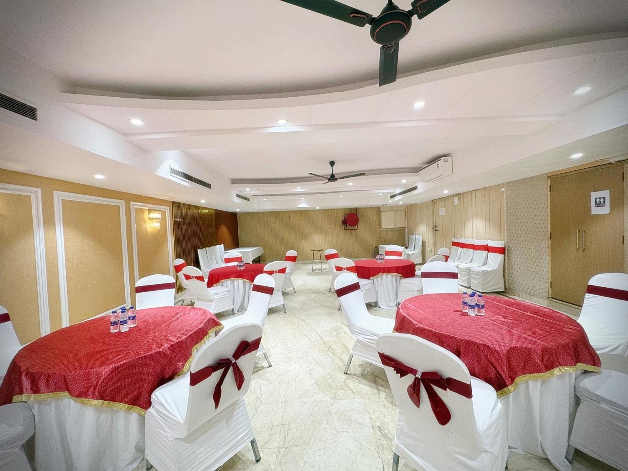 The Orion Express - East Of Kailash Nueva Delhi Exterior foto