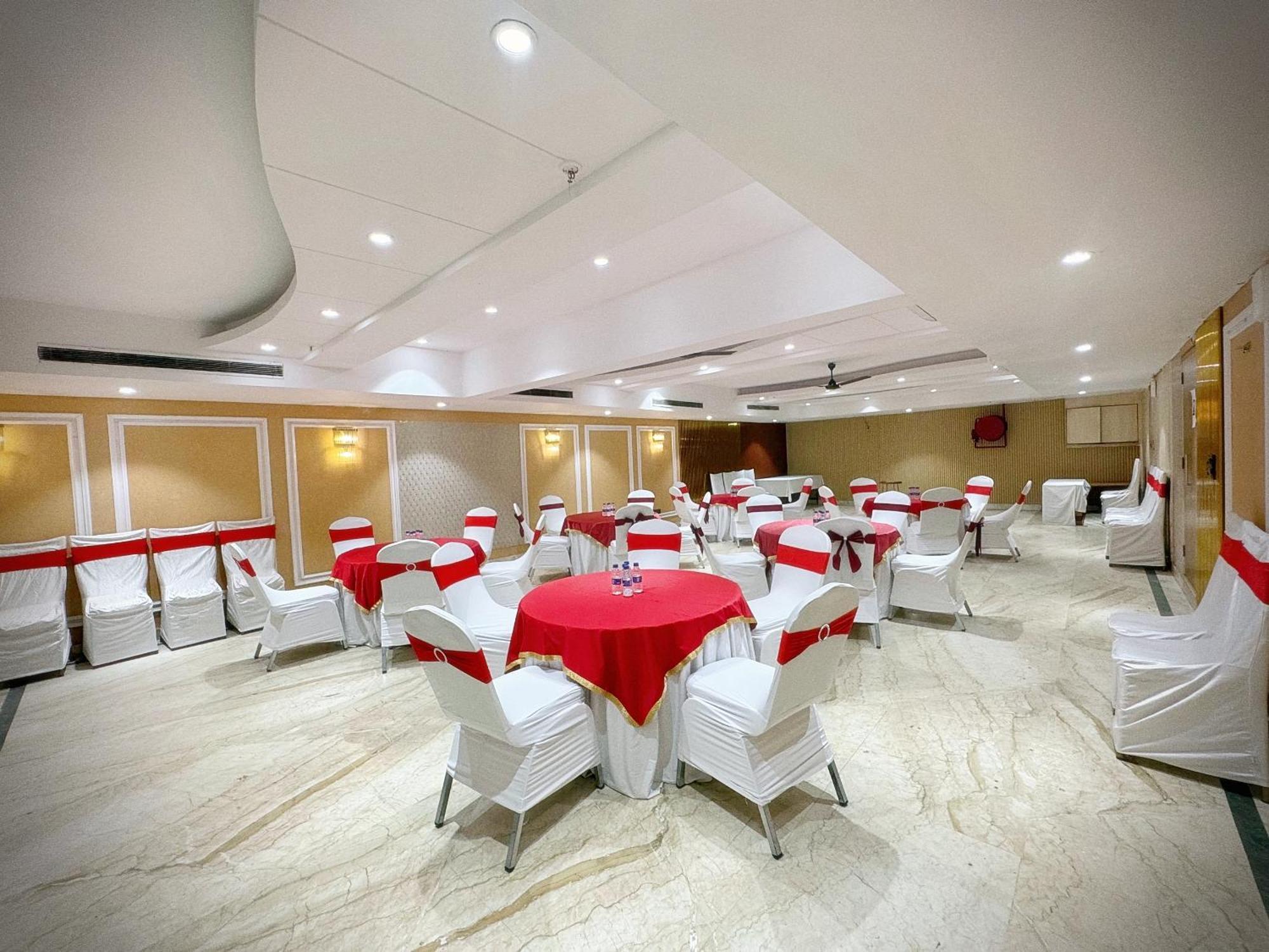 The Orion Express - East Of Kailash Nueva Delhi Exterior foto