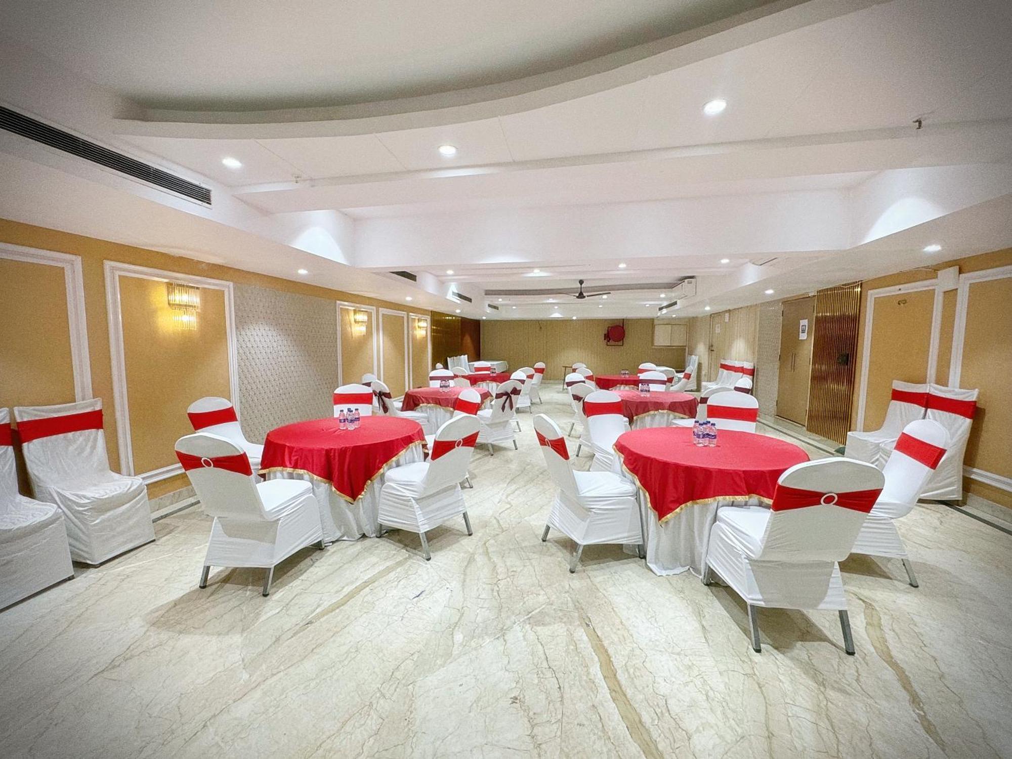 The Orion Express - East Of Kailash Nueva Delhi Exterior foto