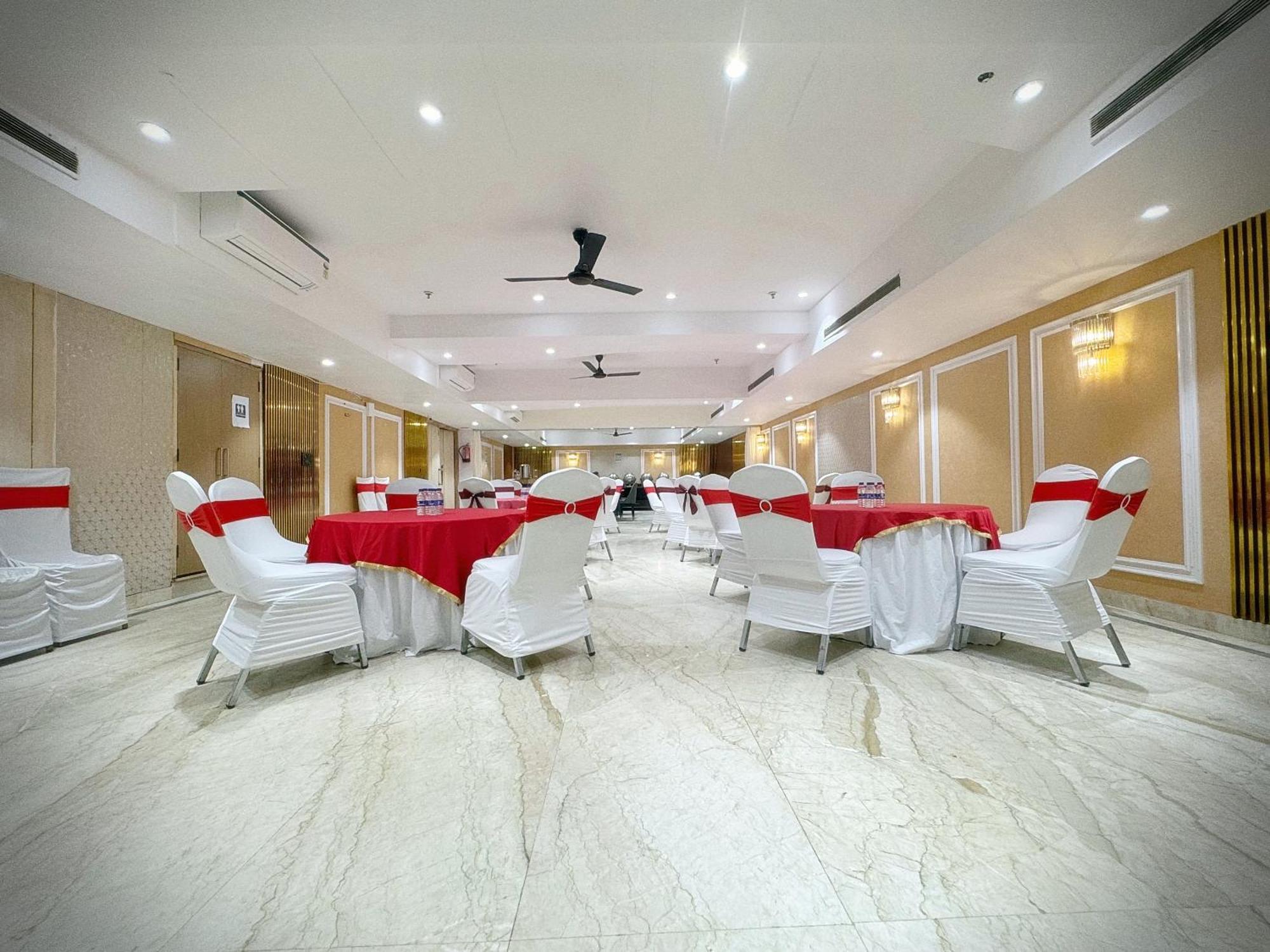 The Orion Express - East Of Kailash Nueva Delhi Exterior foto
