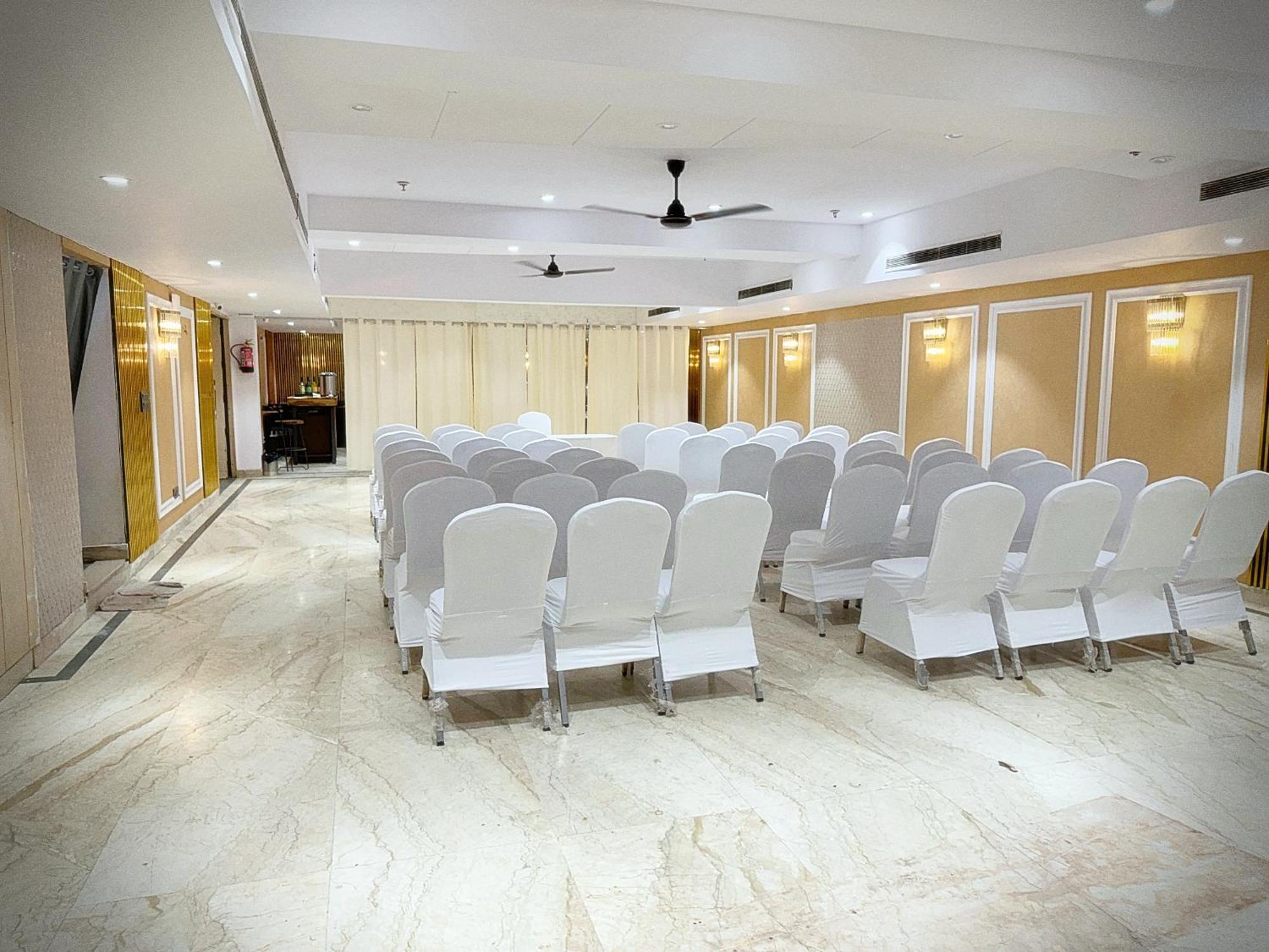 The Orion Express - East Of Kailash Nueva Delhi Exterior foto