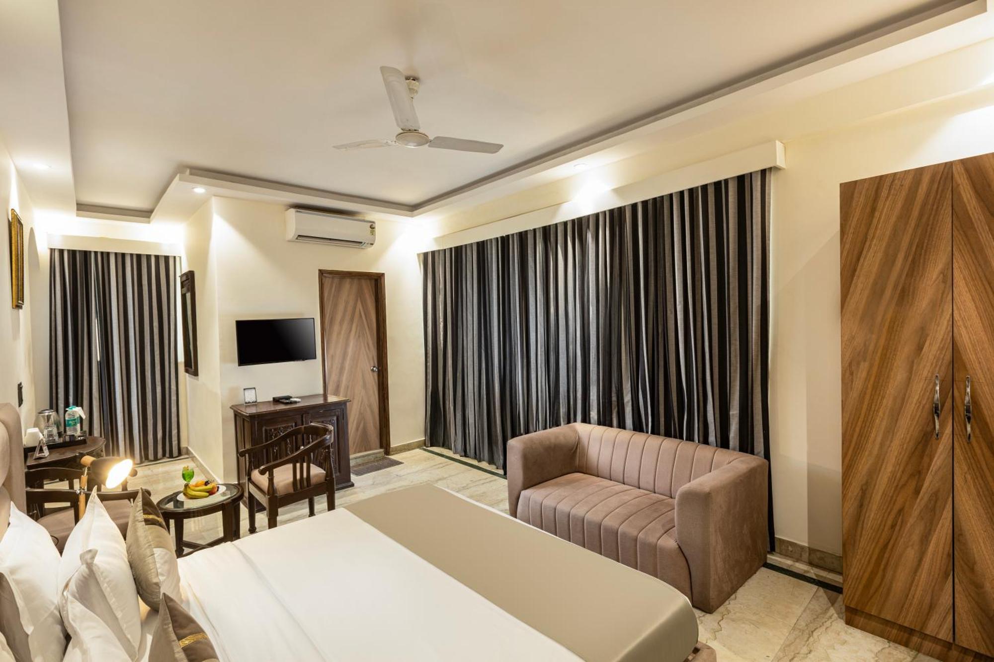 The Orion Express - East Of Kailash Nueva Delhi Exterior foto