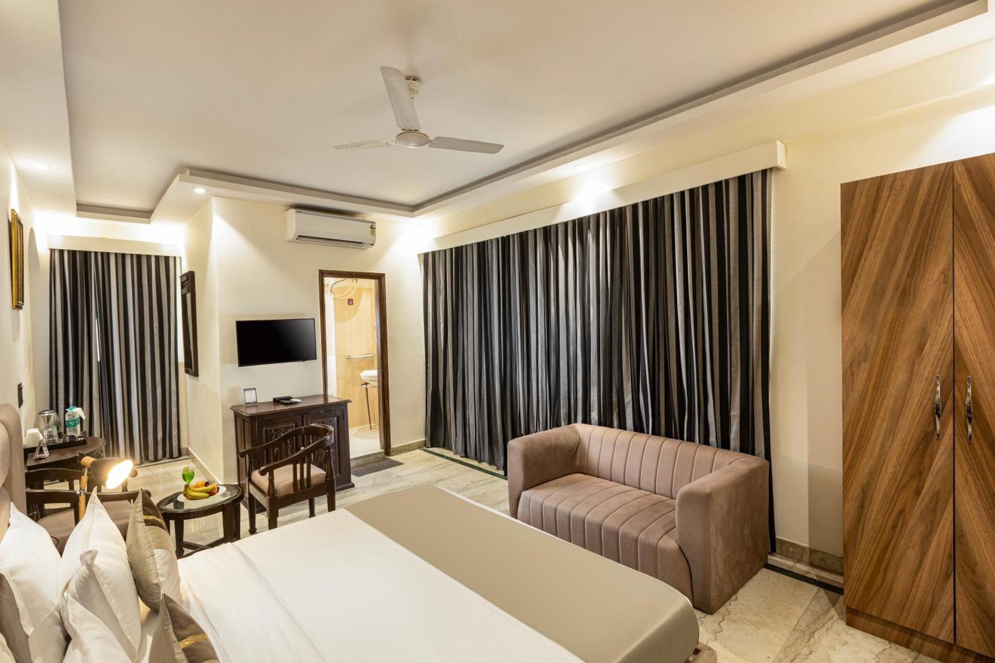 The Orion Express - East Of Kailash Nueva Delhi Exterior foto
